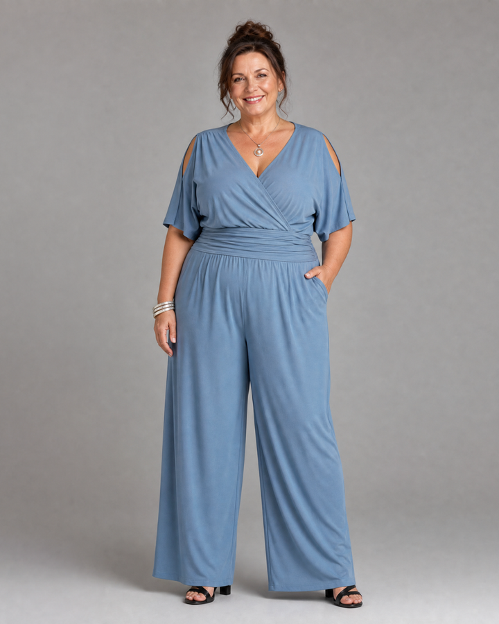 Tilda – Avslappnad overall med cold shoulder och omlottmidja