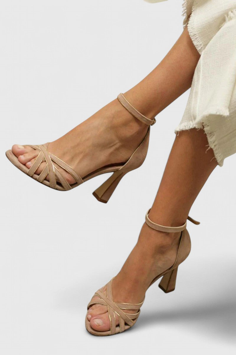 Kajsa – Eleganta klackar