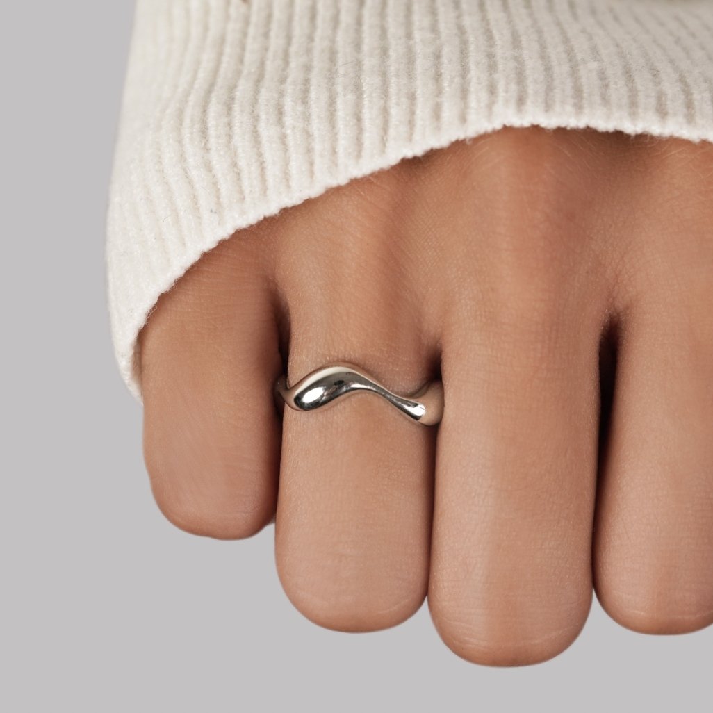 Dagny – Elegant minimalistisk ring