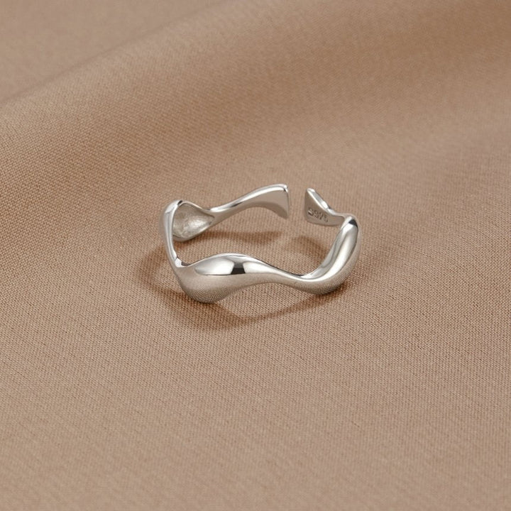 Dagny – Elegant minimalistisk ring
