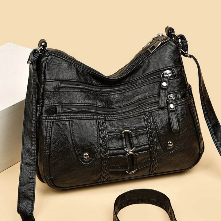 Agneta – Crossbodyväska med flätade detaljer