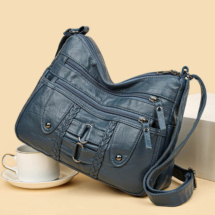 Agneta – Crossbodyväska med flätade detaljer