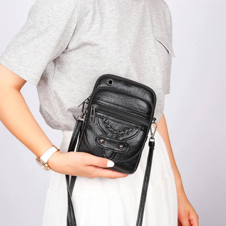 Josefin – Liten axelväska med flätad detalj