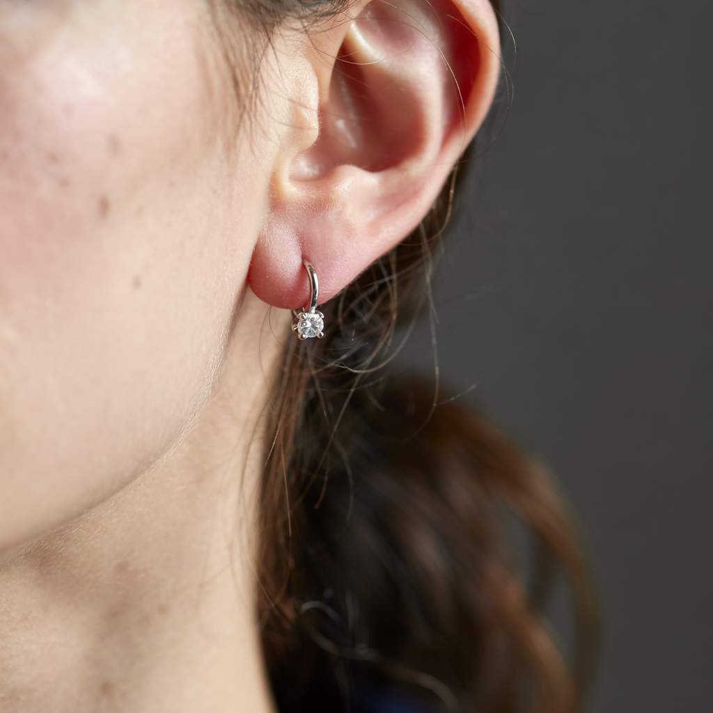 Josefin – Eleganta guldörhängen