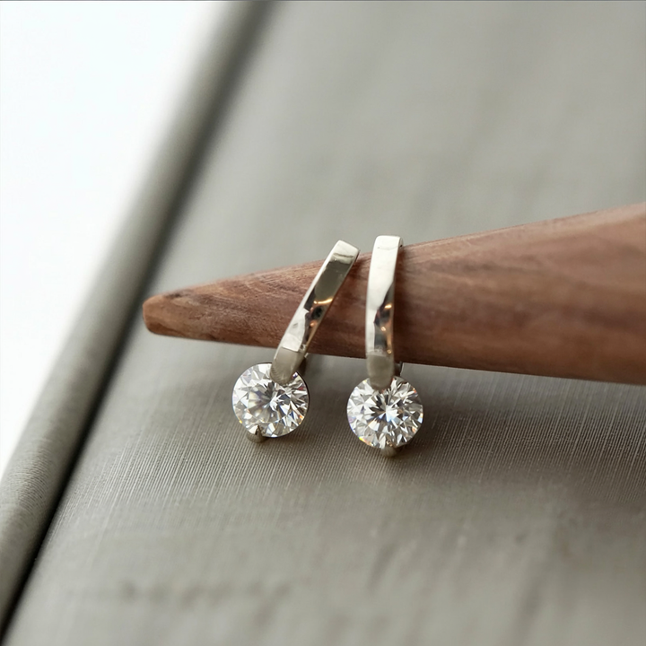 Josefin – Eleganta guldörhängen