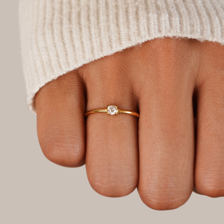 Linnea – Ringar med födelsestenar