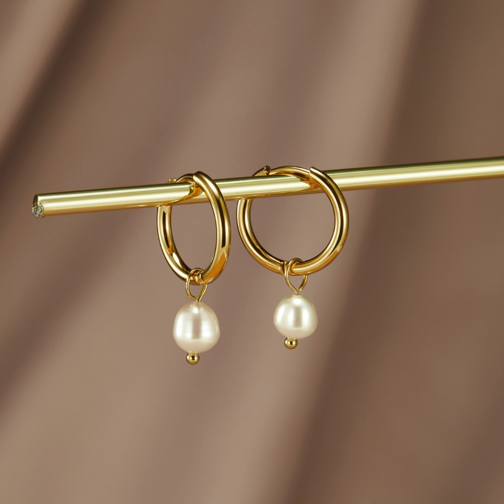 Petra – Eleganta pärlhängen