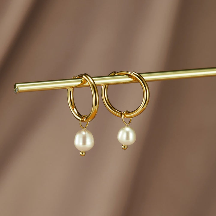 Petra – Eleganta pärlhängen