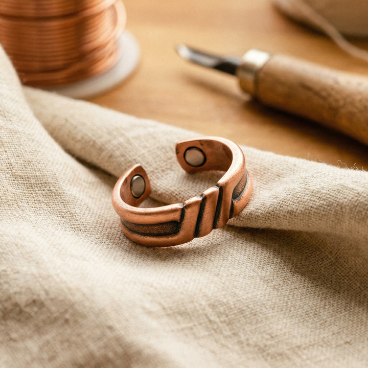 Lilly – Justerbar ring i rent koppar