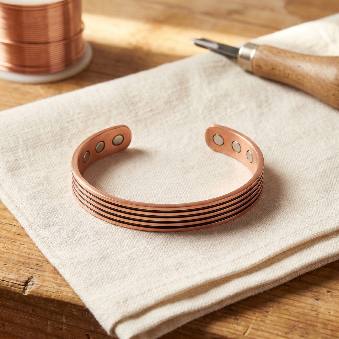 Stina – Magnetarmband i massivt koppar