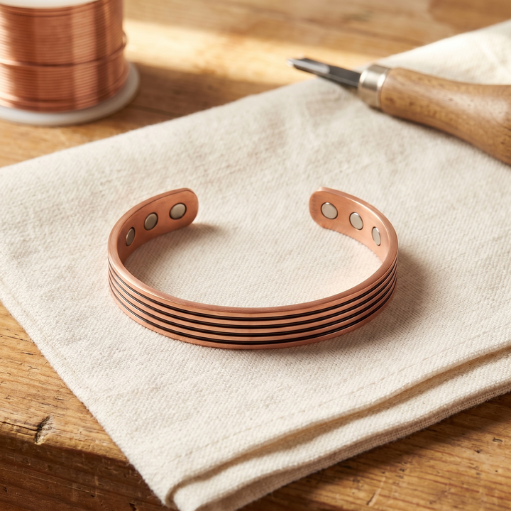 Stina – Magnetarmband i massivt koppar