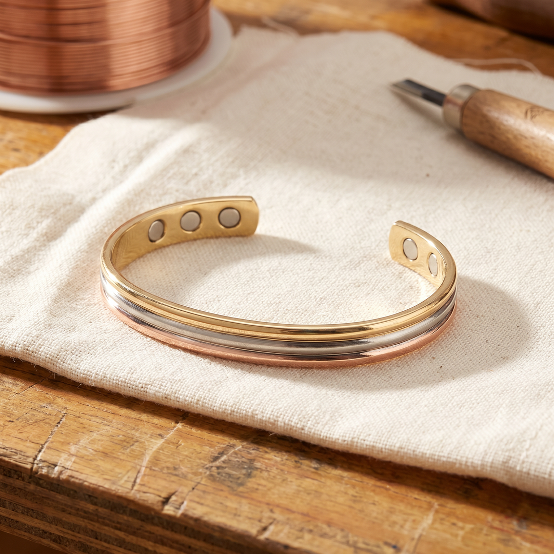 Disa – Magnetarmband i tre metalltoner