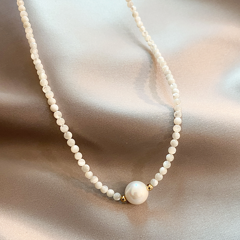 Alva – Lyxigt pärlhalsband