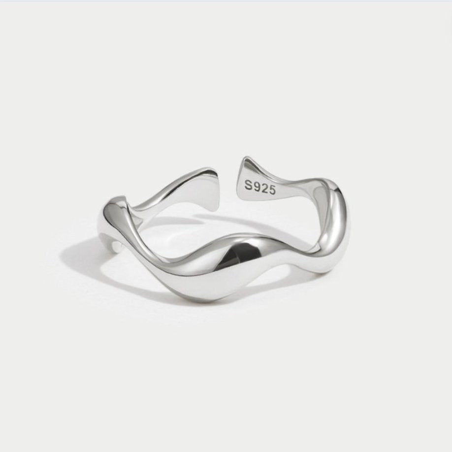 Dagny – Elegant minimalistisk ring