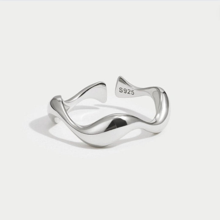 Dagny – Elegant minimalistisk ring
