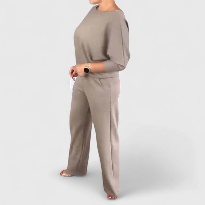 Lovisa – Elegant tredelsset